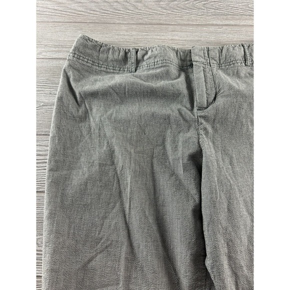 Coldwater Creek Natural Fit Textured Micro Stripe Gray Women's Size 16 Cropped - Picture 2 of 10